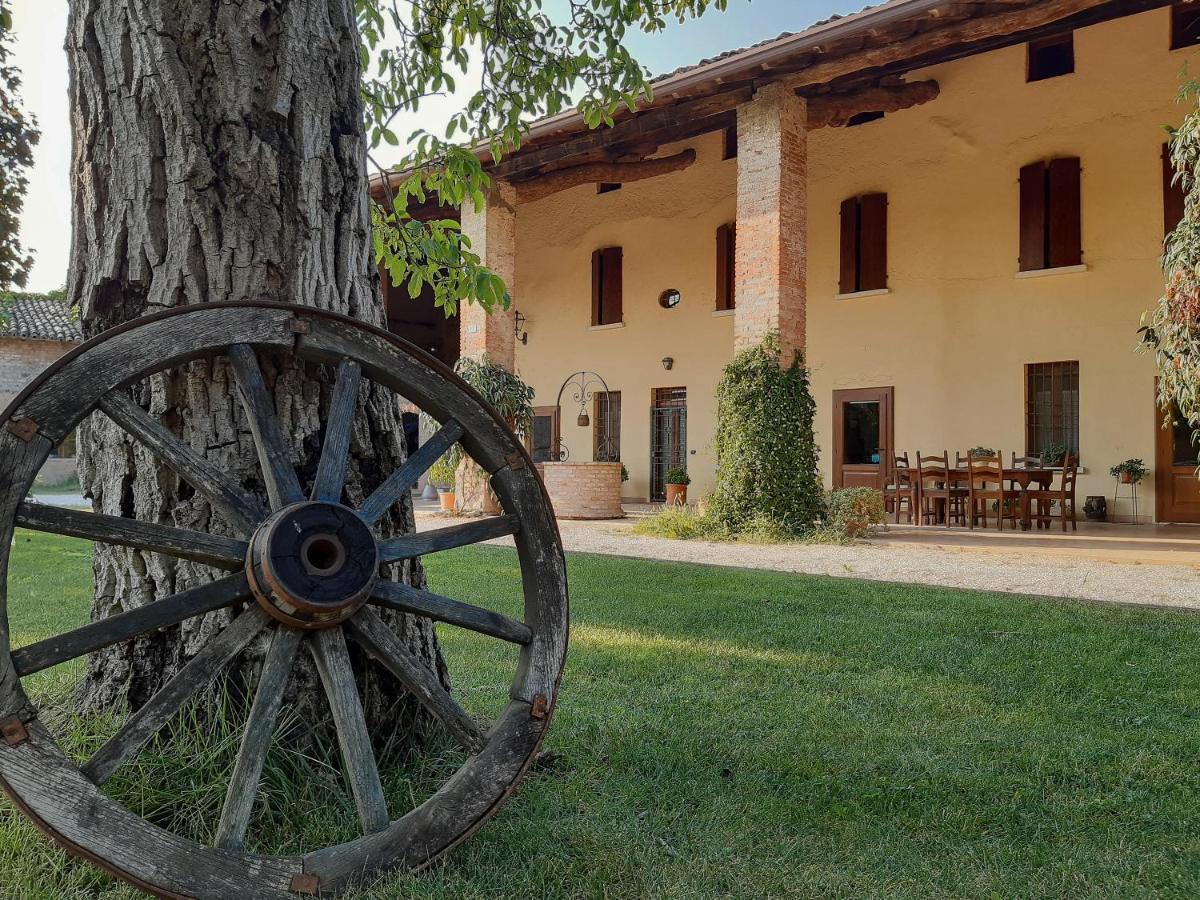 مونتيشياري B&B Santa Cristina المظهر الخارجي الصورة